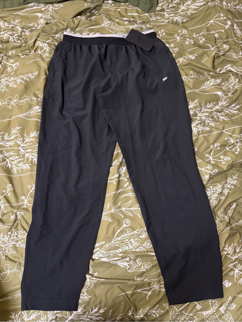 Fabletics Men's Black Jogger Pants